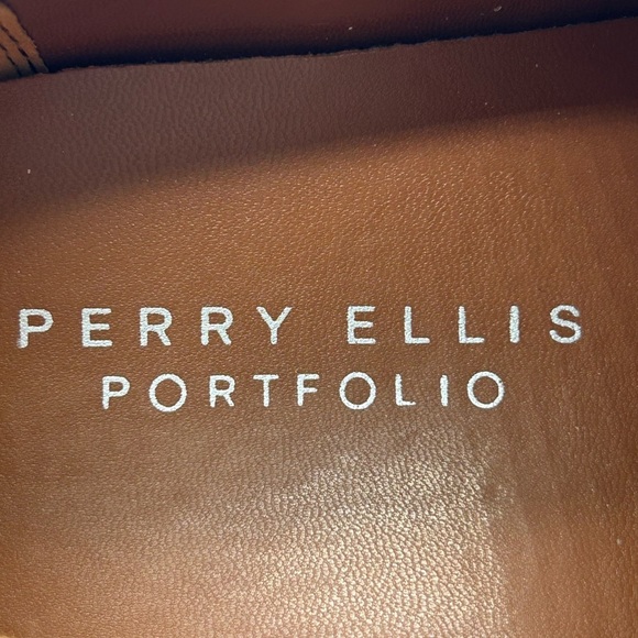 Perry Ellis Classic Brown Leather Oxford Dress Shoes Size 8.5 New With Box